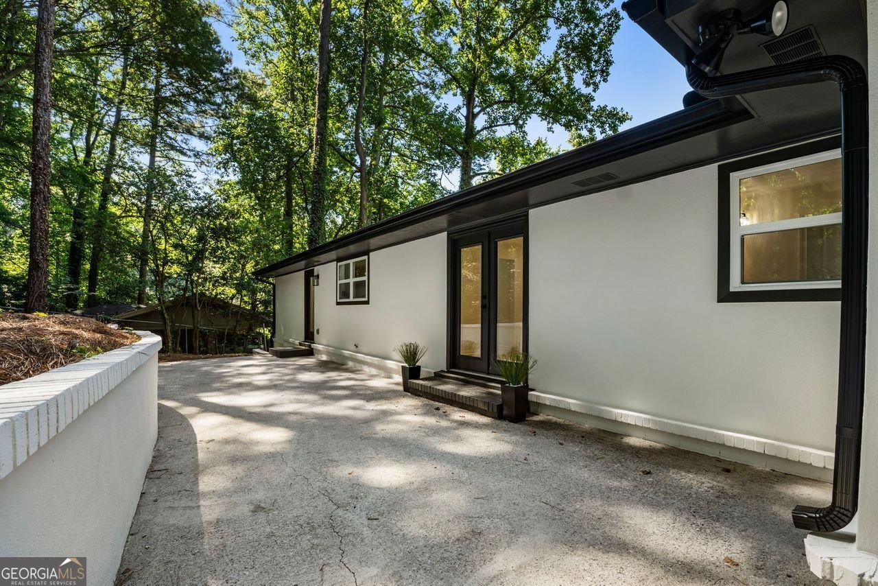 2431 Nancy Atlanta - 61