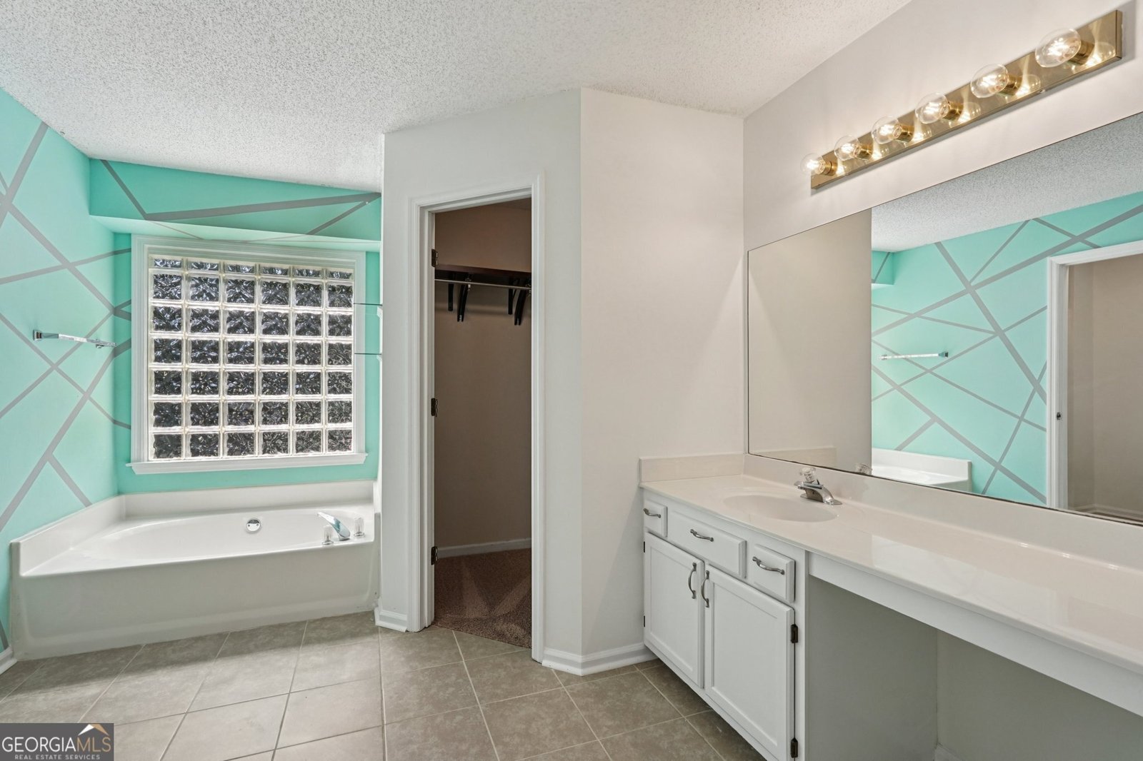1047 Retner Drive Mableton - 31