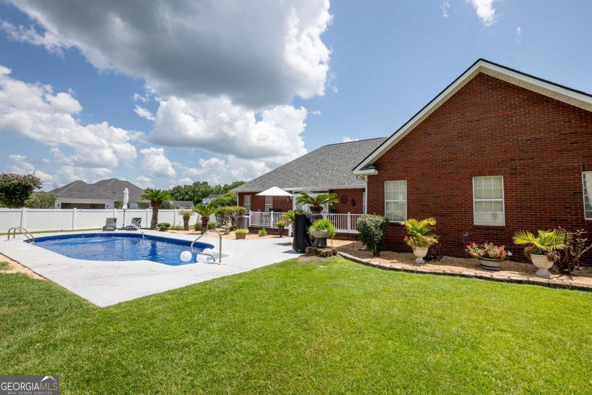 3930 Golfview Drive Blackshear - 38
