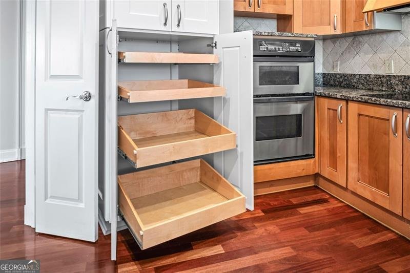 2881 Peachtree Road Atlanta - 12