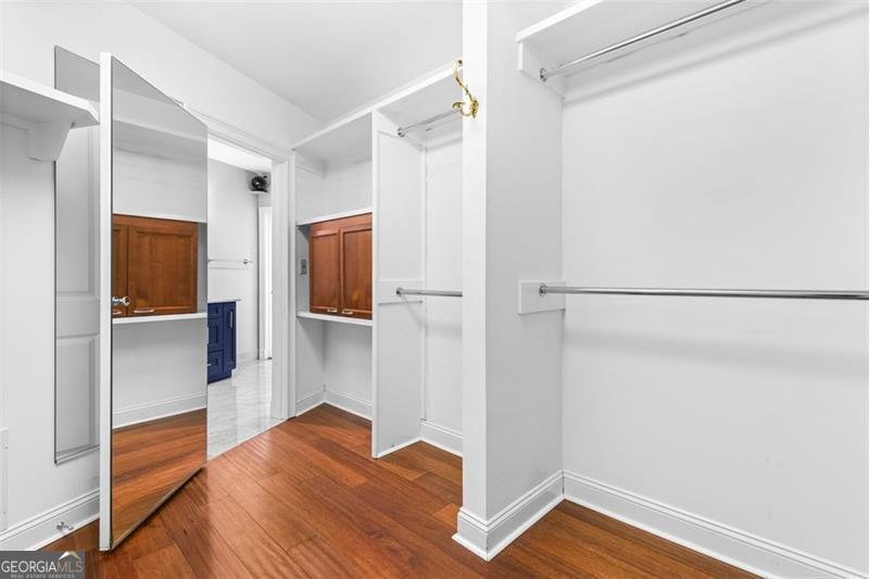 2881 Peachtree Road Atlanta - 23