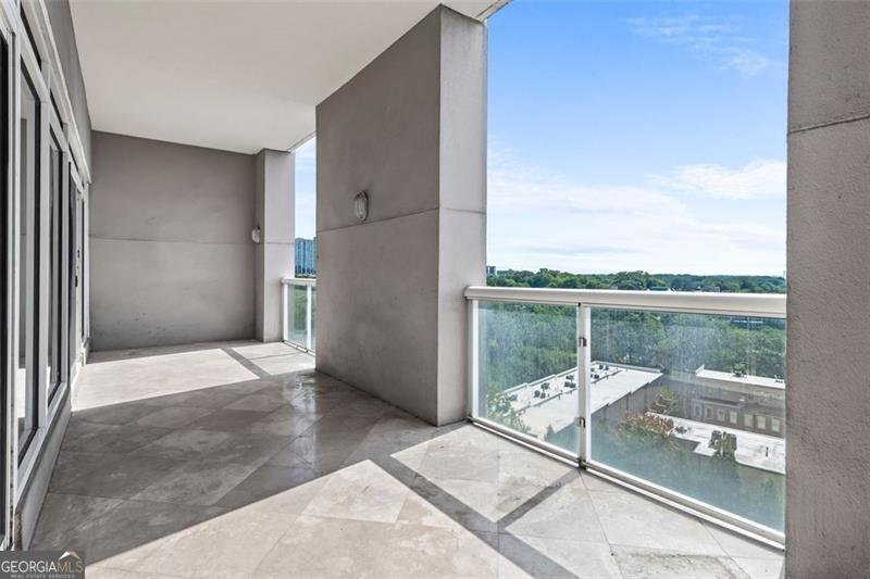 2881 Peachtree Road Atlanta - 25