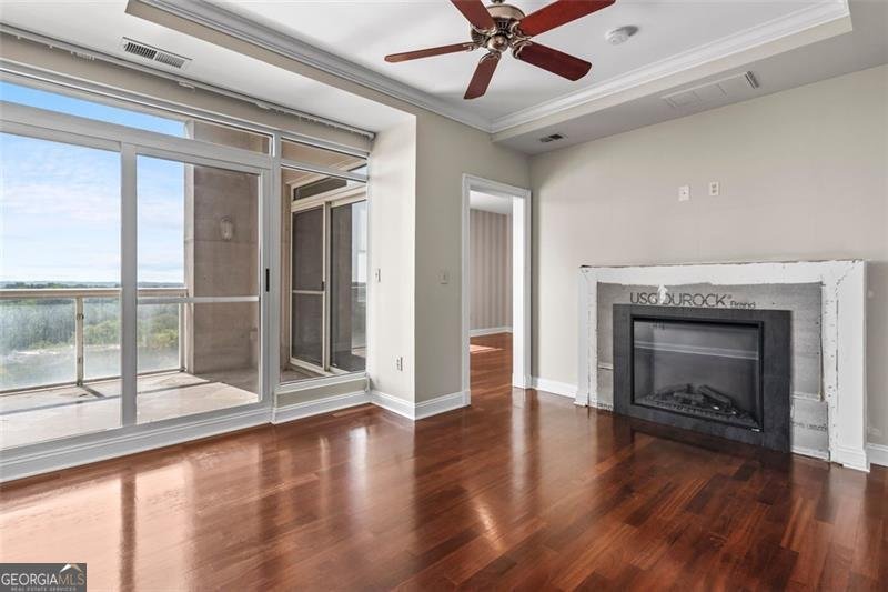 2881 Peachtree Road Atlanta - 28