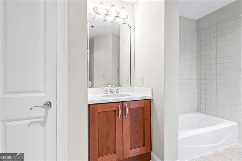 2881 Peachtree Road Atlanta - 33