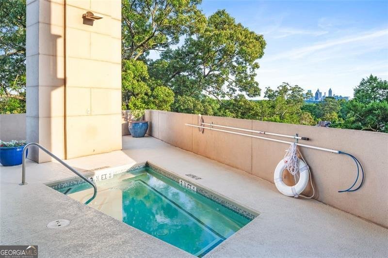 2881 Peachtree Road Atlanta - 38