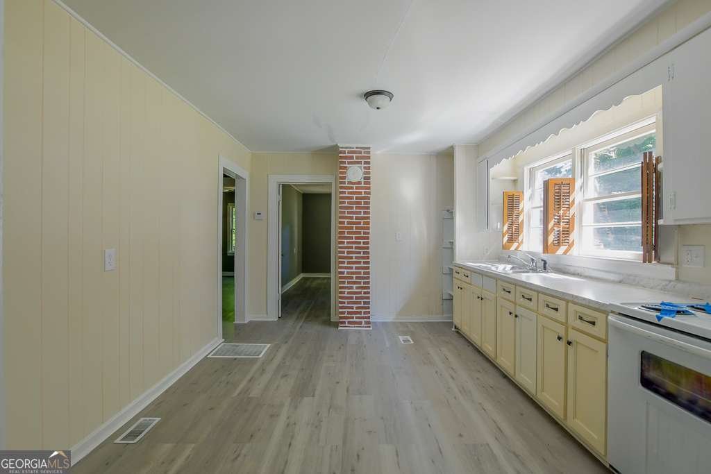 157 Grizzle Street Royston - 12