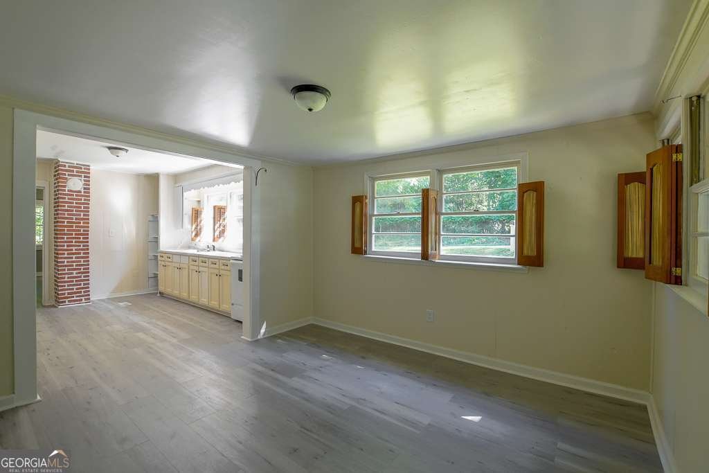 157 Grizzle Street Royston - 17