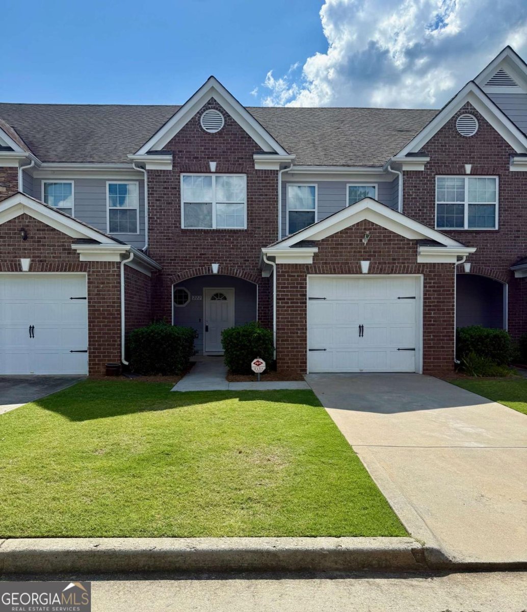 222 Village Drive Loganville - 1