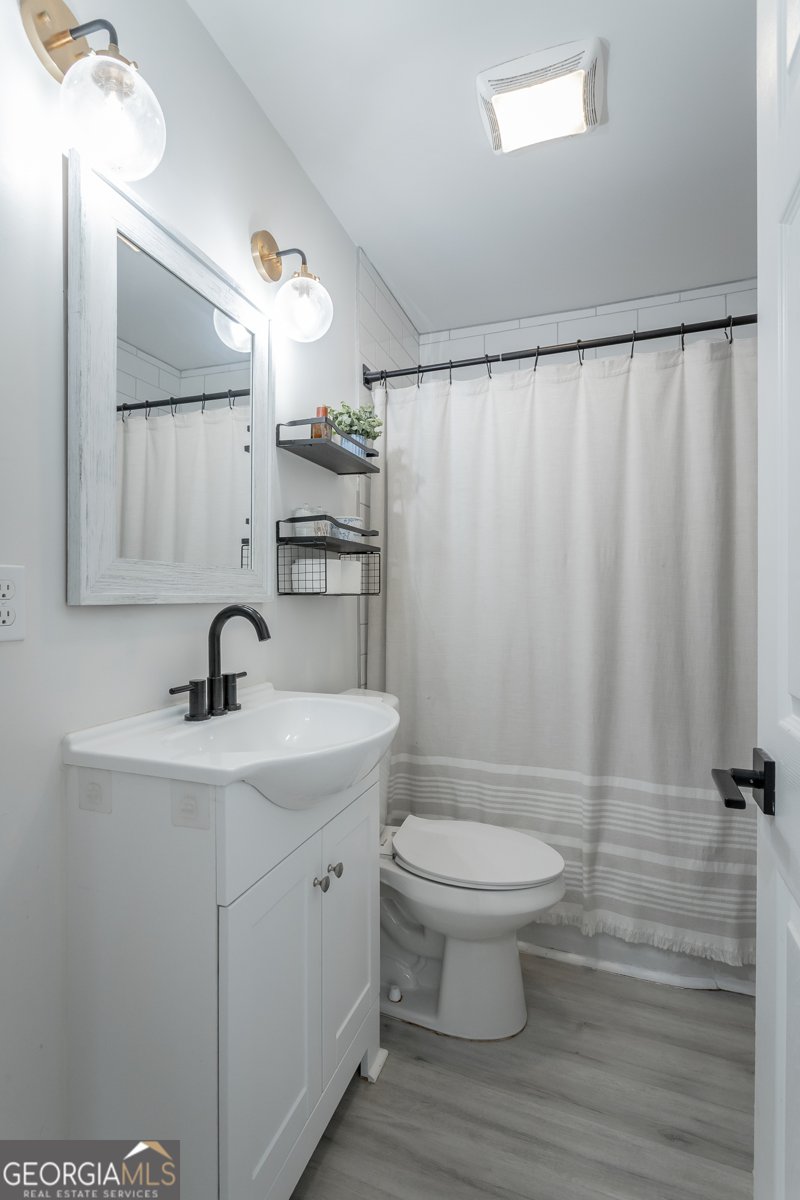 105 Lake Terrace Rossville - 24