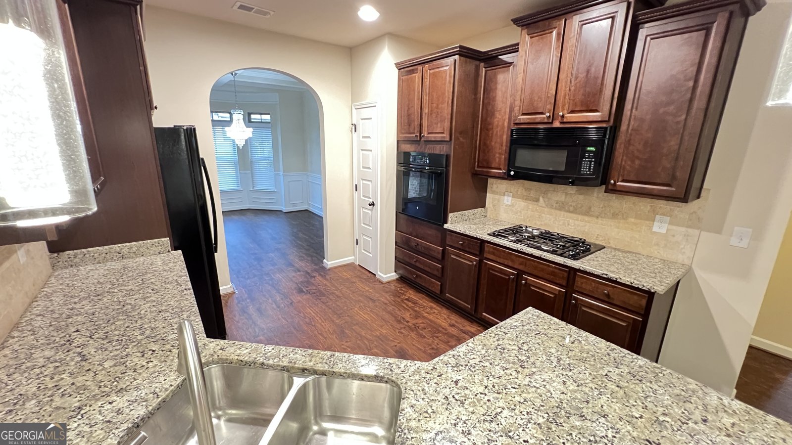 529 Red Fox Drive Dallas - 24