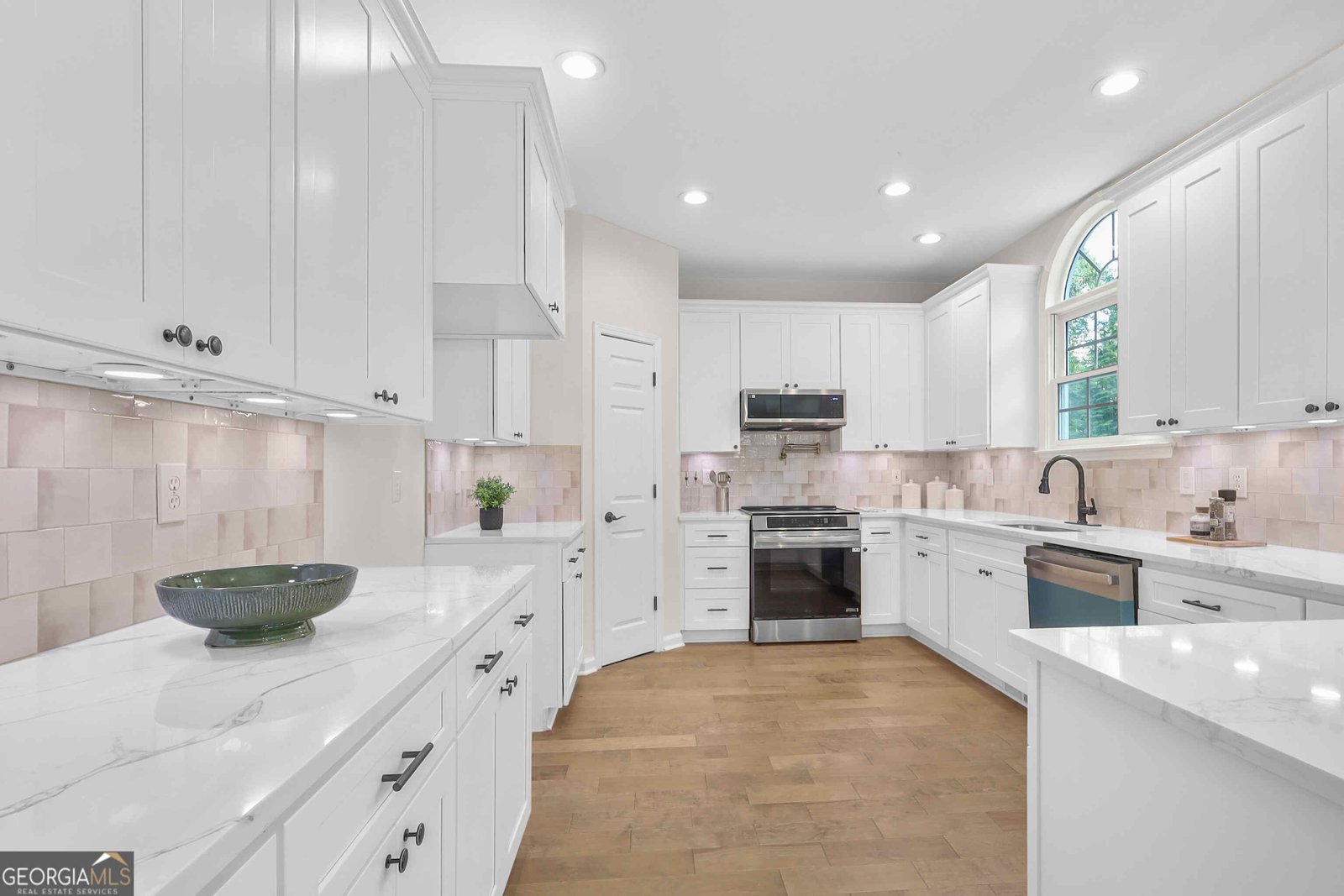 1595 Hawkins Cove Trail Roswell - 16