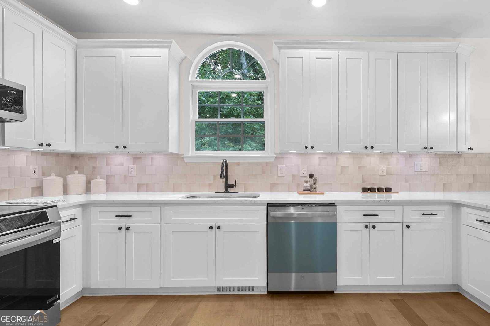 1595 Hawkins Cove Trail Roswell - 17