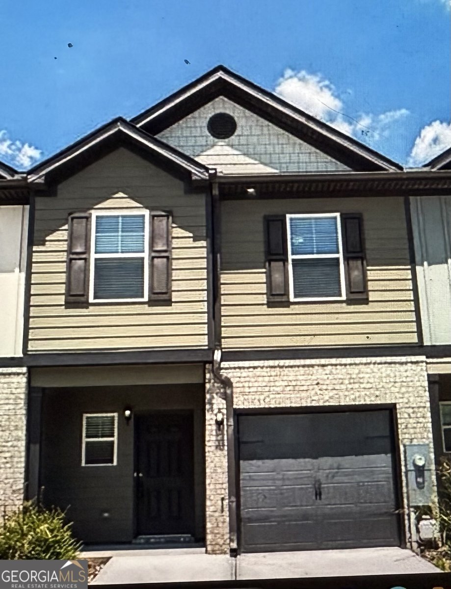 6085 Oak Bend Court Riverdale - 1