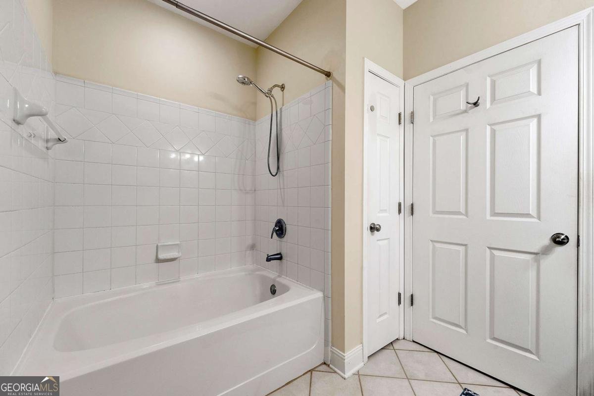 1301 Stratford Commons Decatur - 16