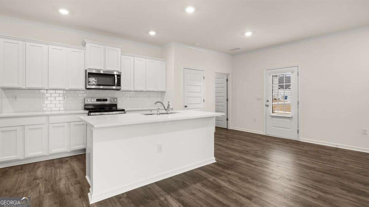 550 SILVER MOON Drive Loganville - 9