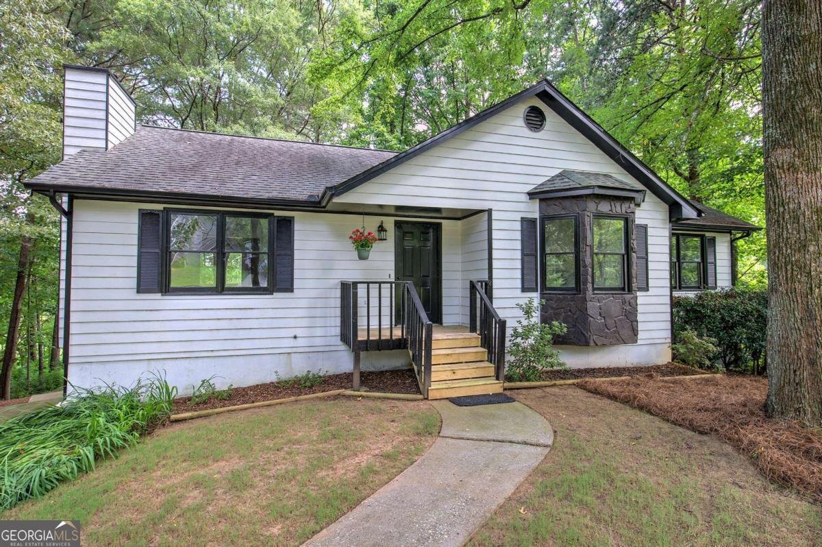 17 Ridge Drive Cartersville - 1