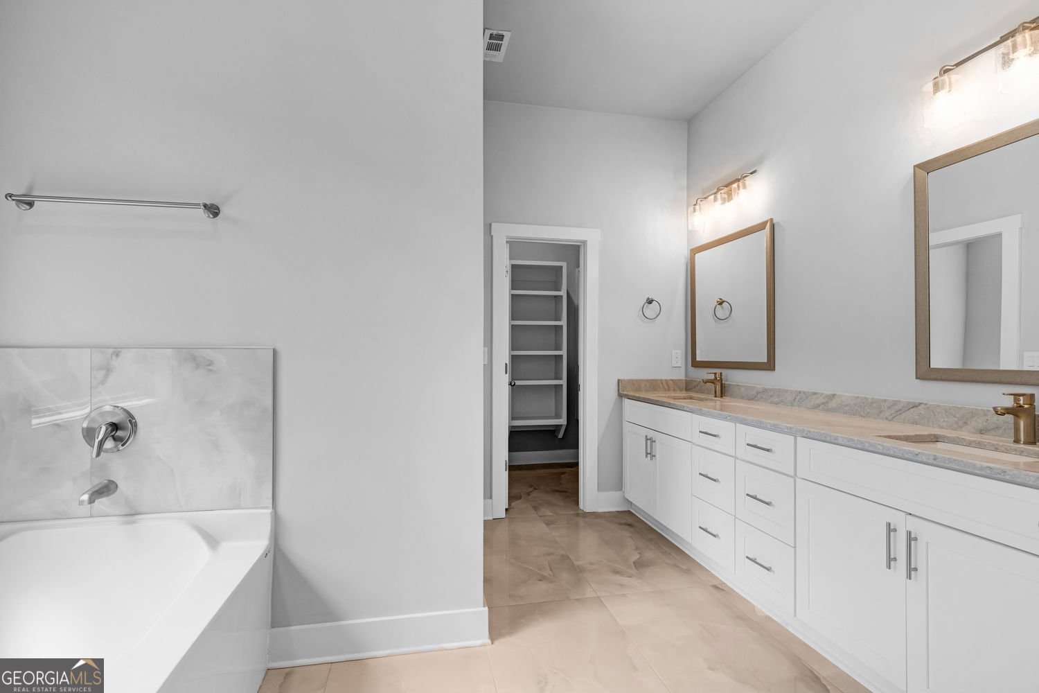 626 Clark Drive Ellenwood - 20