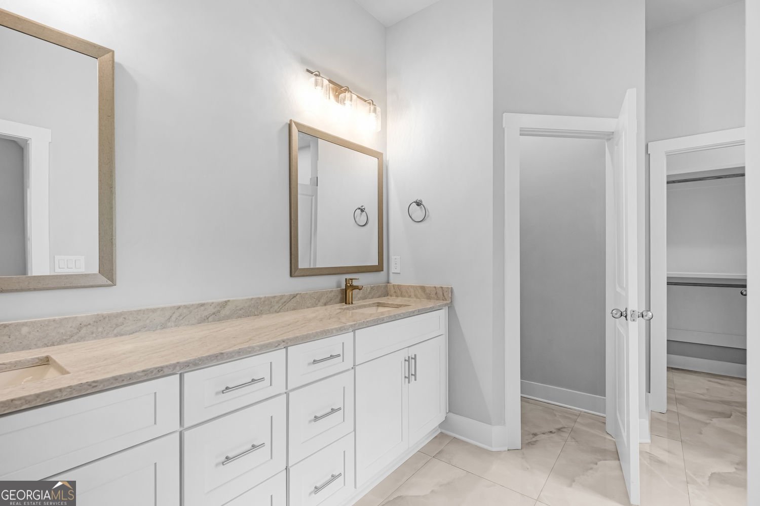 626 Clark Drive Ellenwood - 22