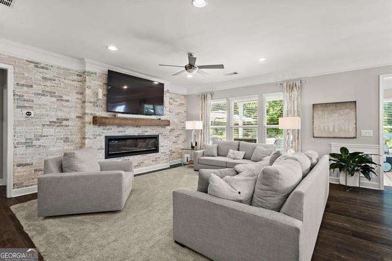 402 Pinehaven Lane Woodstock - 5