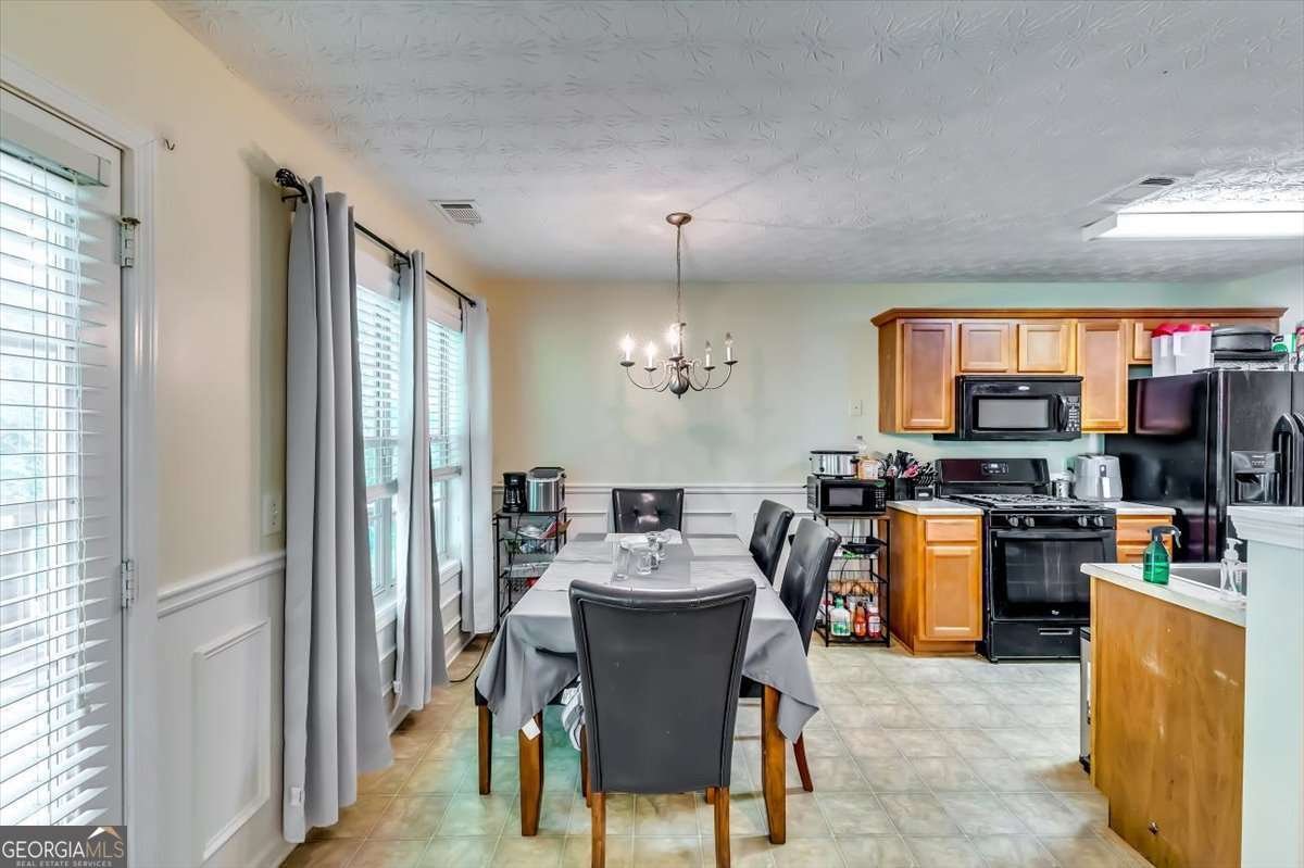 491 Shadow Valley Court Lithonia - 8