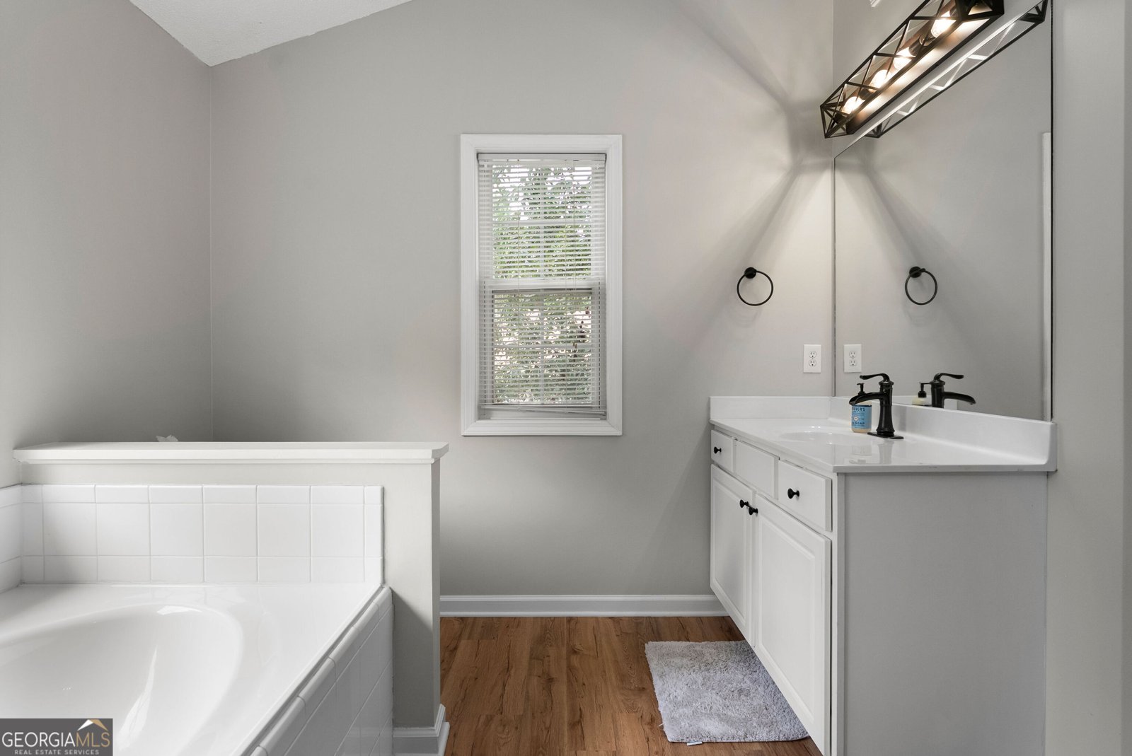 5560 Sylvania Drive Mableton - 21