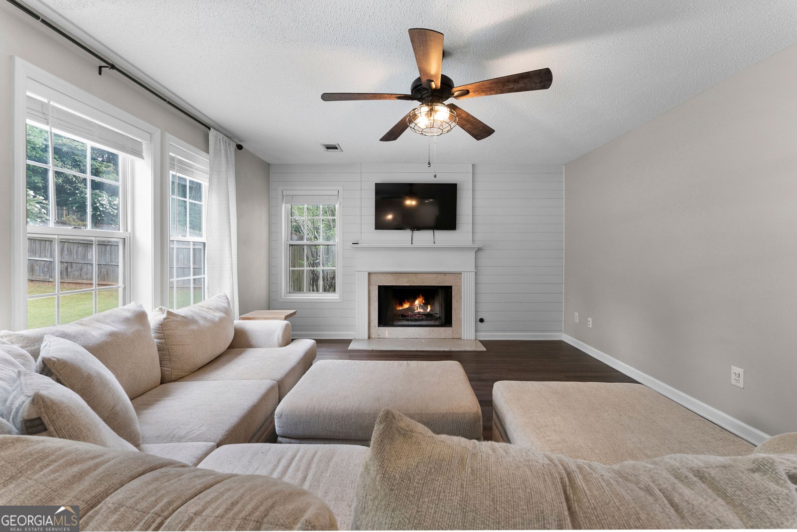 5560 Sylvania Drive Mableton - 5