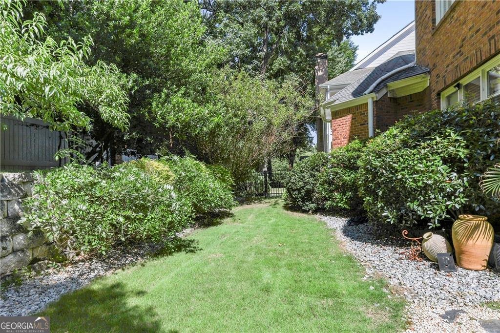 1048 Arbor Trace Atlanta - 37
