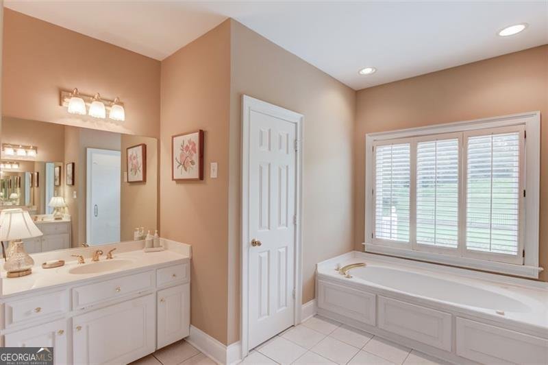 1292 GREEN TURF Drive Snellville - 34