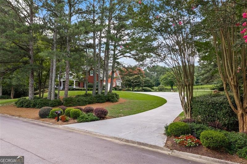 1292 GREEN TURF Drive Snellville - 4