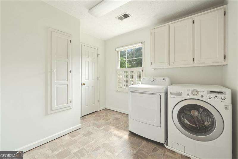 1864 Gloucester Court Snellville - 8