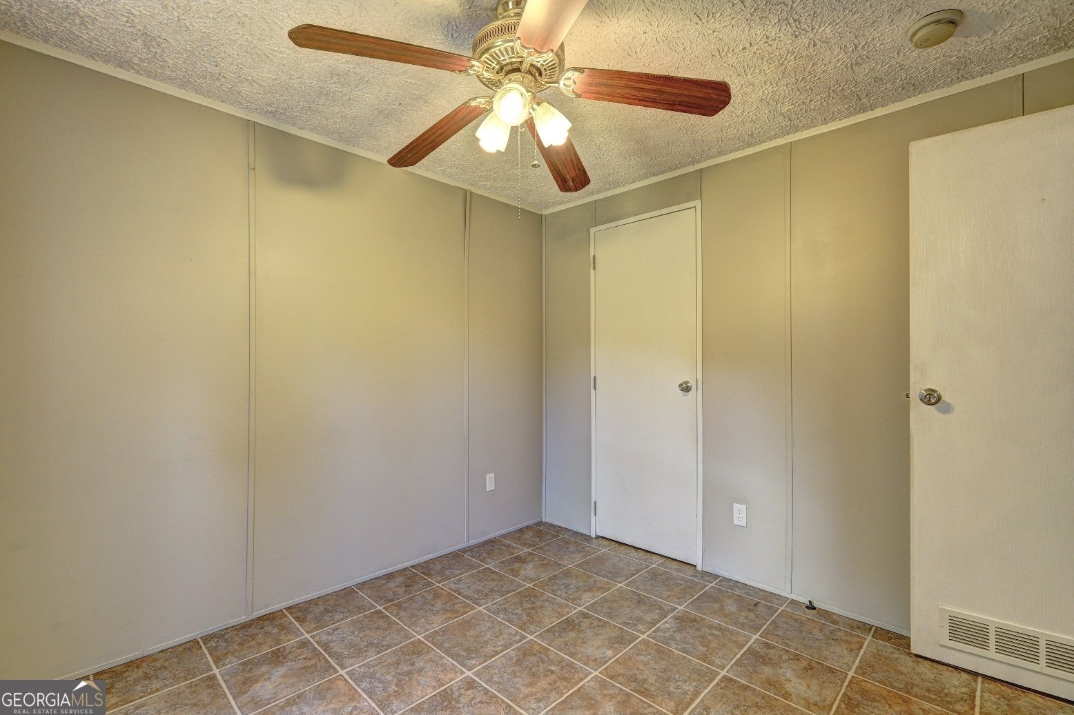 525 South Steel Bridge Road Eatonton - 17