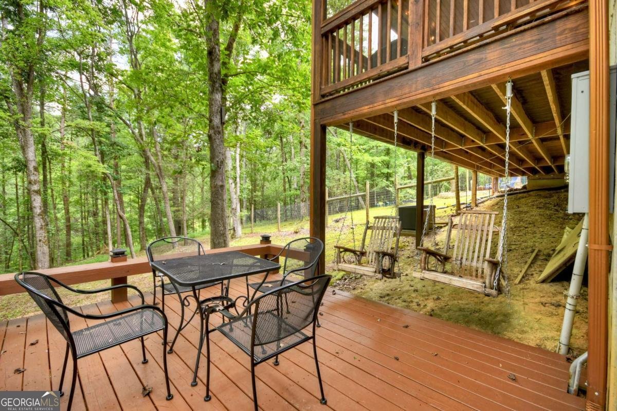 2587 Goose Island Road Cherry Log - 10