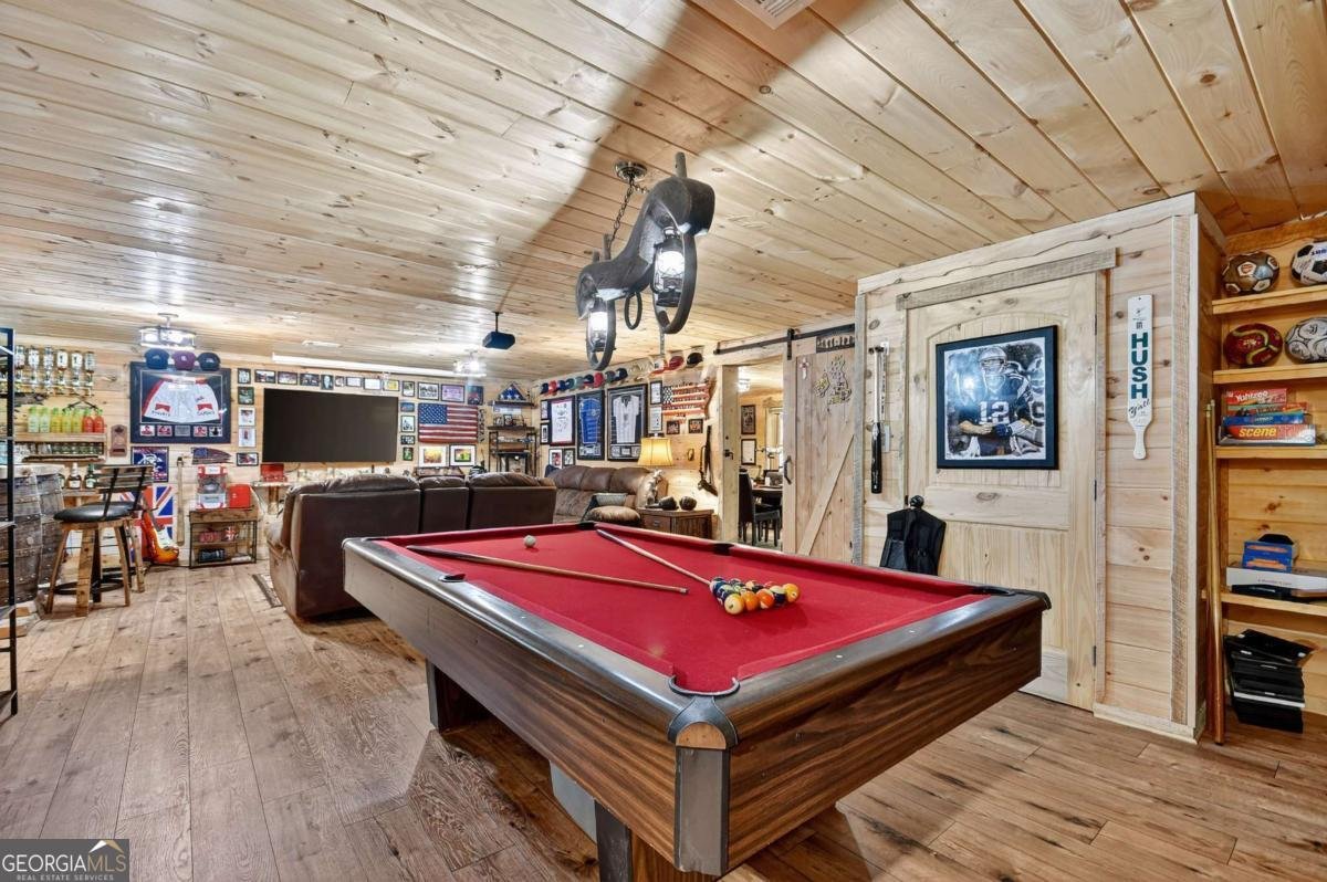 2587 Goose Island Road Cherry Log - 40