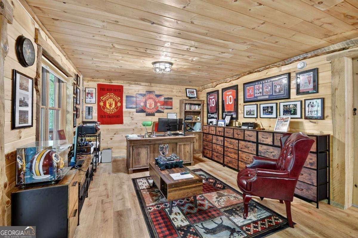 2587 Goose Island Road Cherry Log - 7