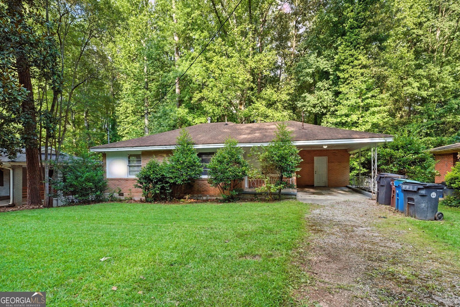 2370 Farley Street East Point - 1