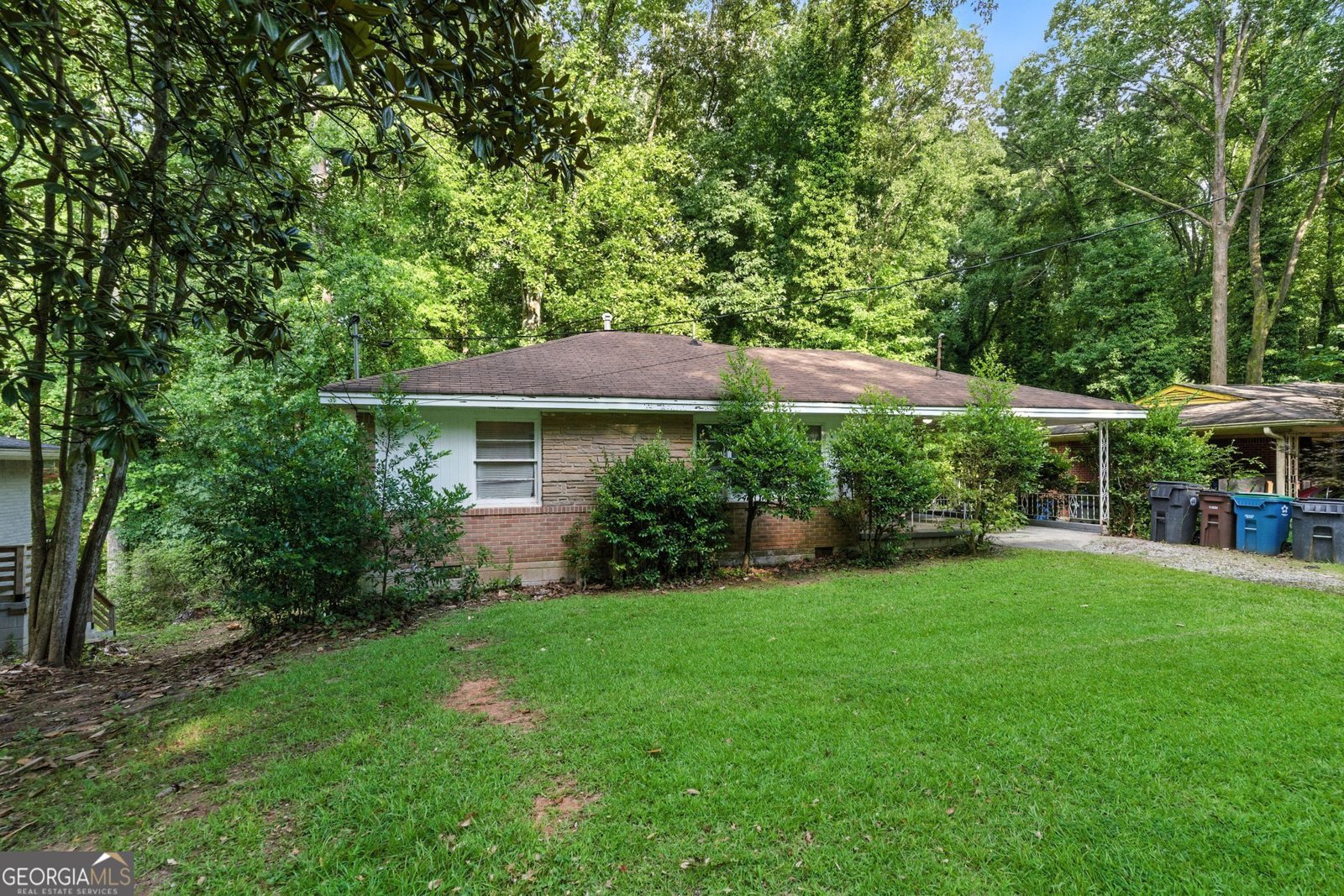2370 Farley Street East Point - 2