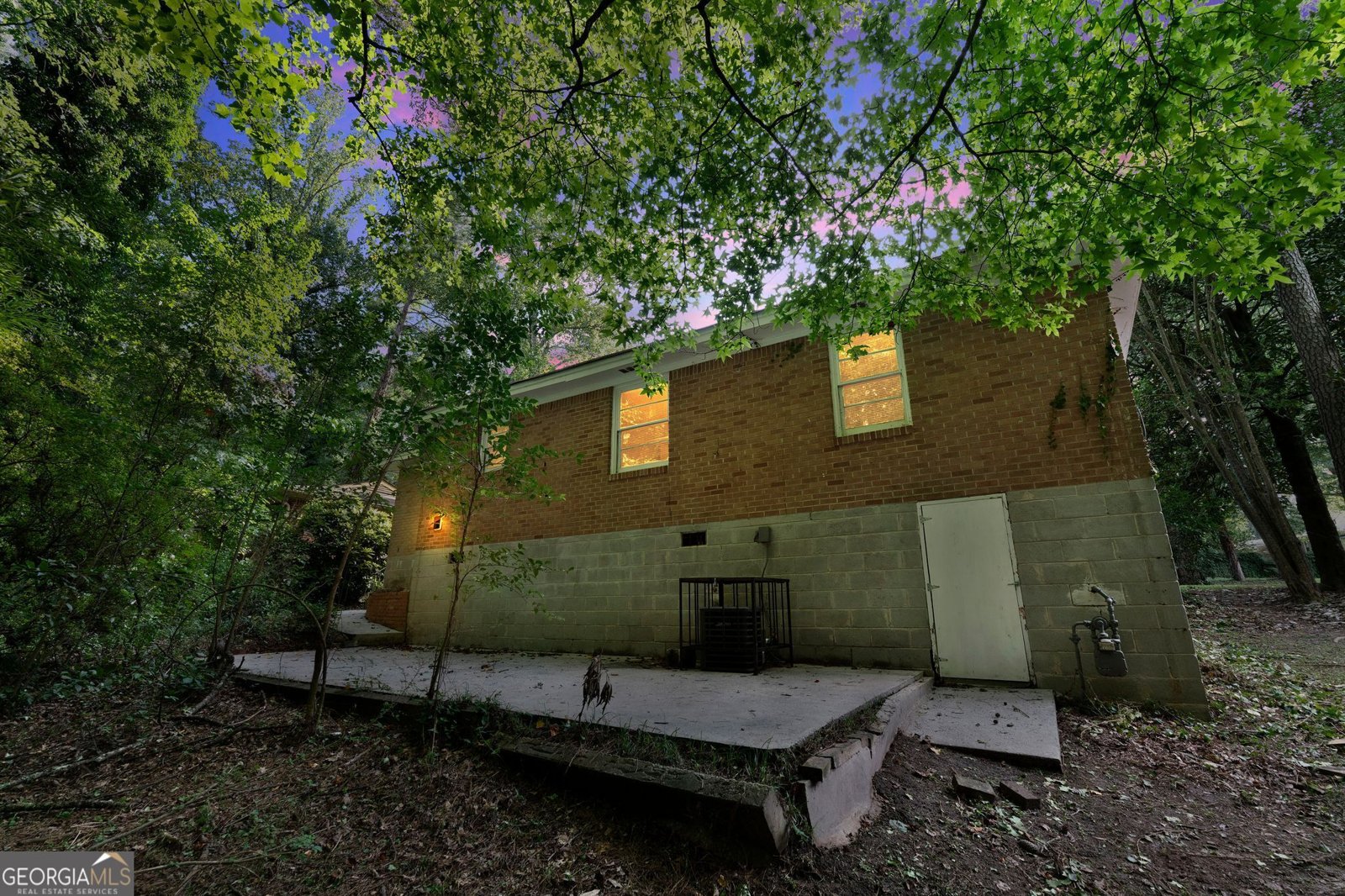 2370 Farley Street East Point - 29