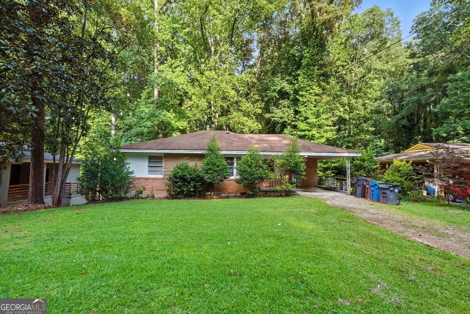 2370 Farley Street East Point - 4