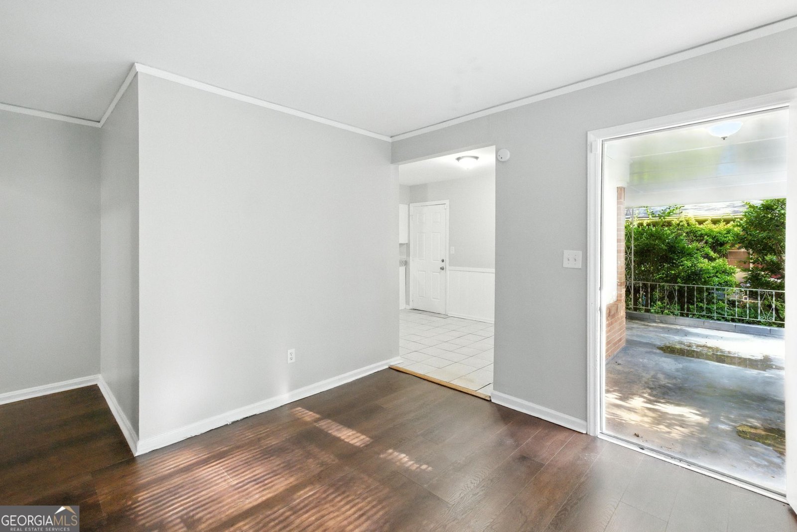2370 Farley Street East Point - 8