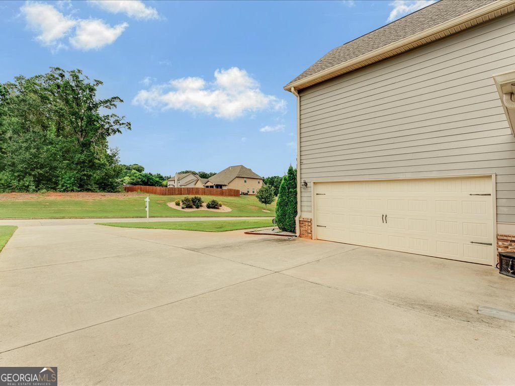 201 Vandalay Way Locust Grove - 36