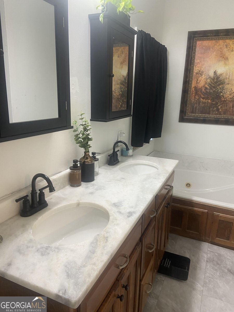 701 Amberley Court Kathleen - 14