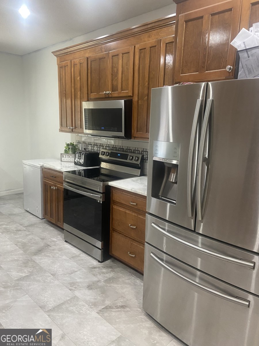 701 Amberley Court Kathleen - 7