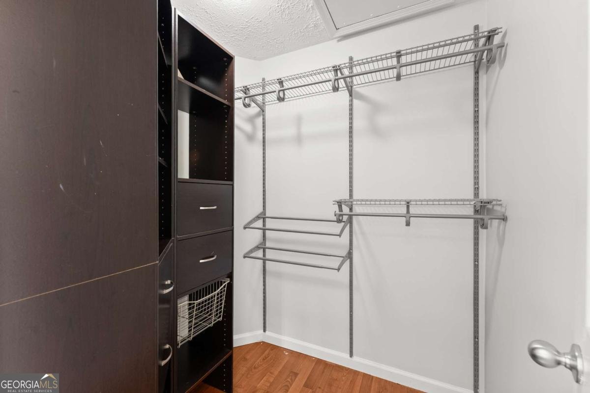 59 WRIGHT Street Winder - 20