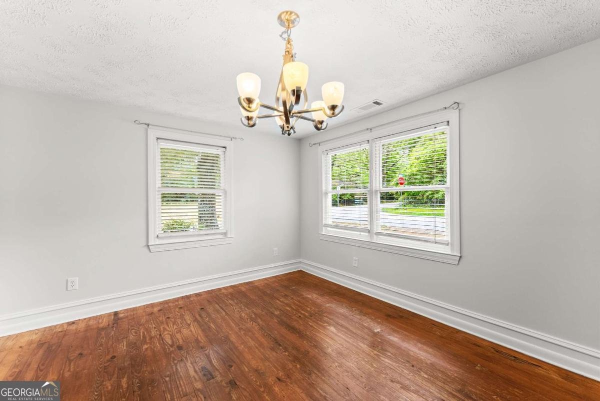59 WRIGHT Street Winder - 8