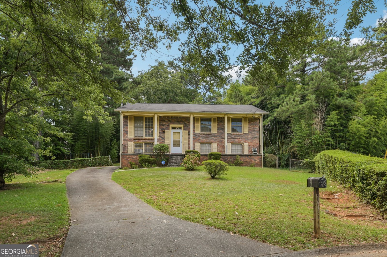 1410 Bronze Leaf Court Stone Mountain - 1