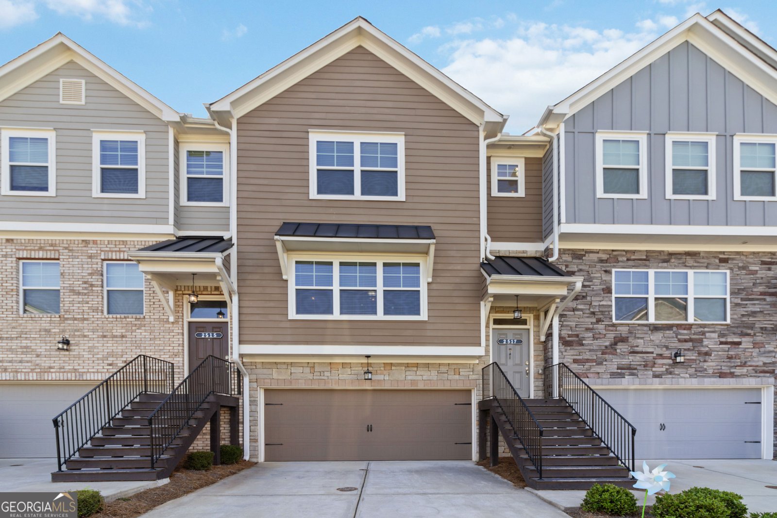 2517 Hedgeway Circle Kennesaw - 1