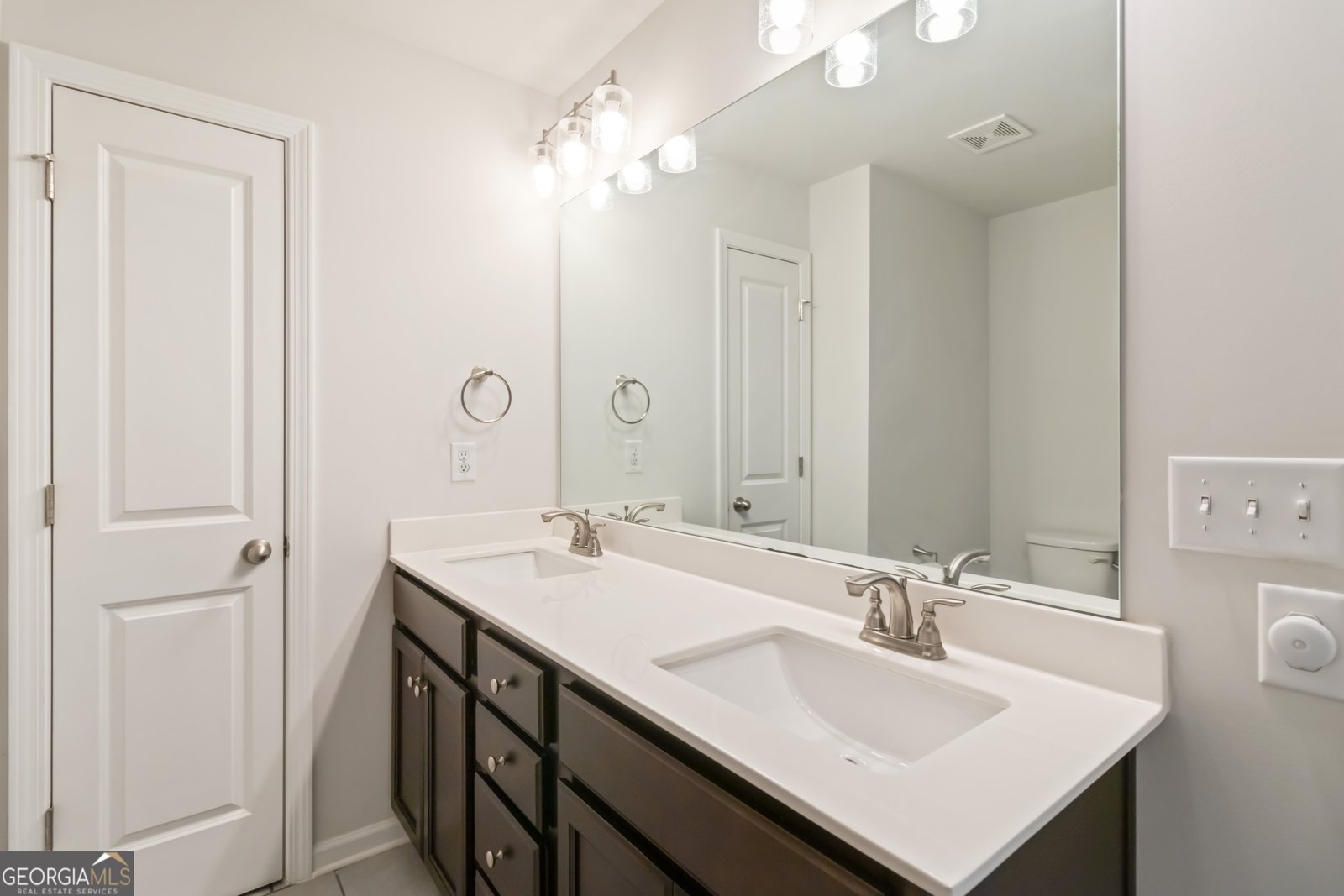 2517 Hedgeway Circle Kennesaw - 23