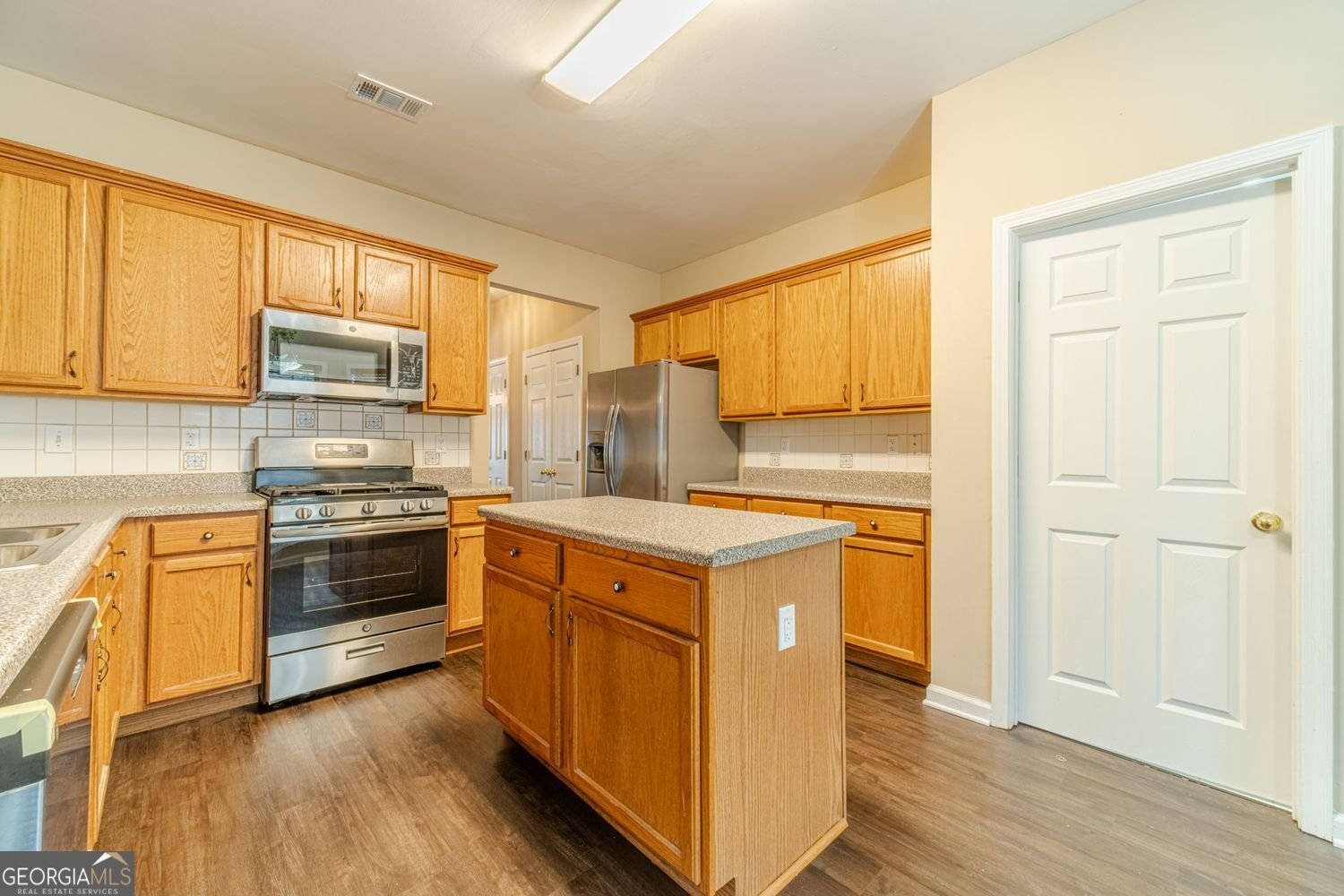 382 Leggett Oaks Lane Lawrenceville - 17