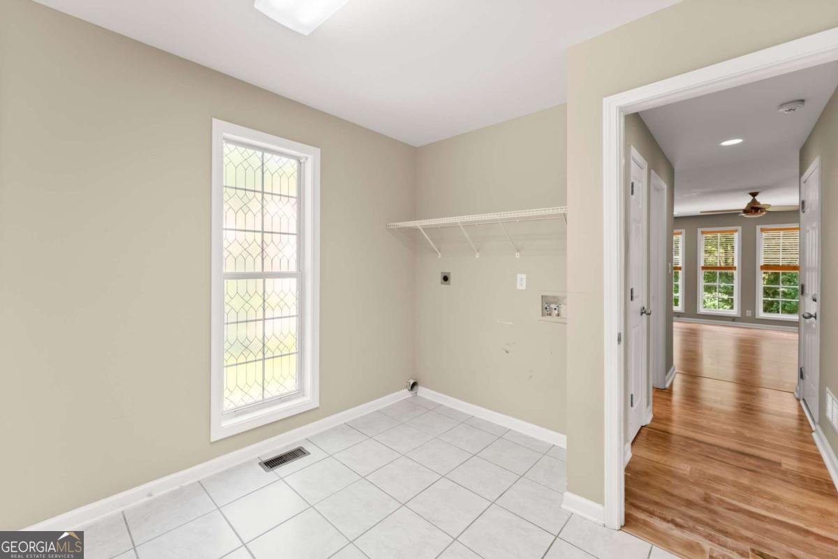 272 INDIAN COVE Drive Dawsonville - 22