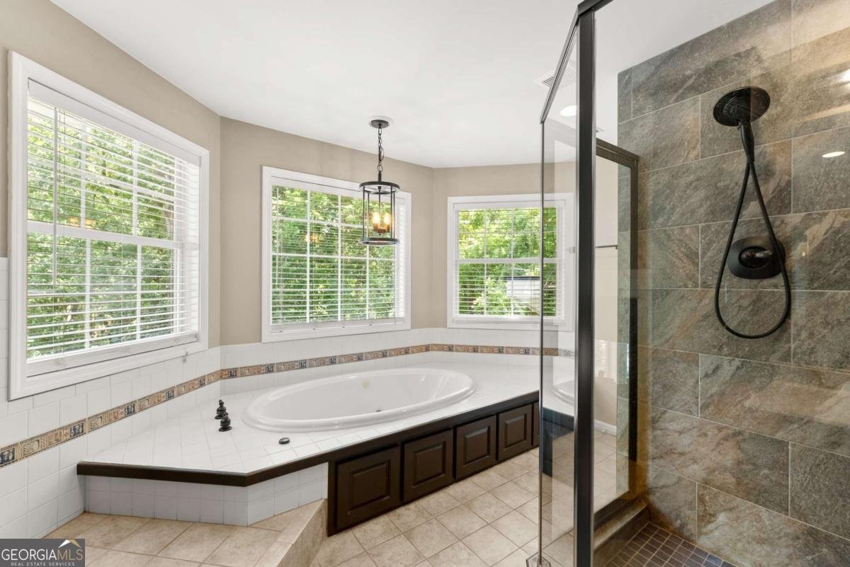 272 INDIAN COVE Drive Dawsonville - 26